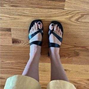 Schutz black leather strapped flat sandals